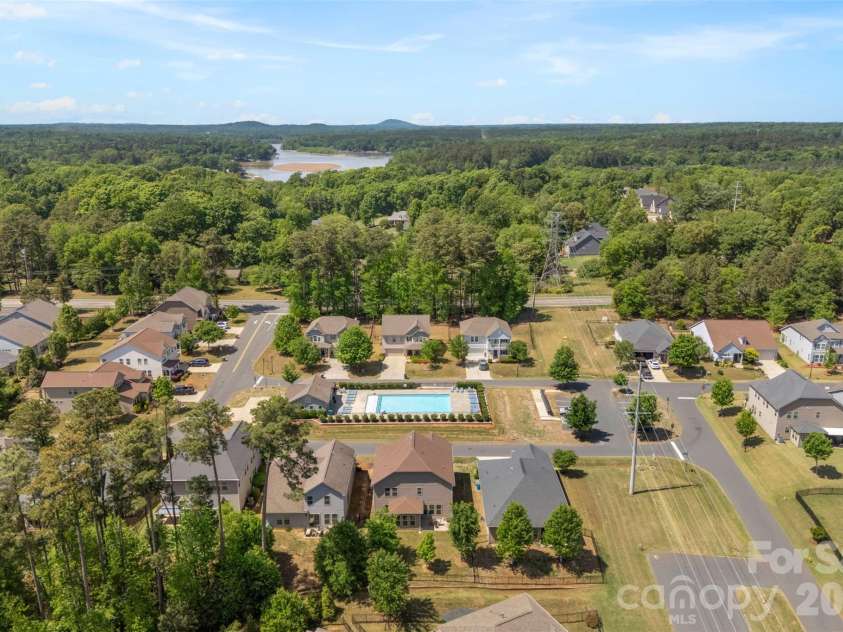 824 Ardent Trail, Belmont, NC 28012.  MLS# CAR4374437, YatesRealty ID 46652. 