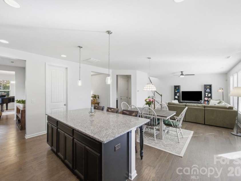 824 Ardent Trail, Belmont, NC 28012.  MLS# CAR4374437, YatesRealty ID 46652. 