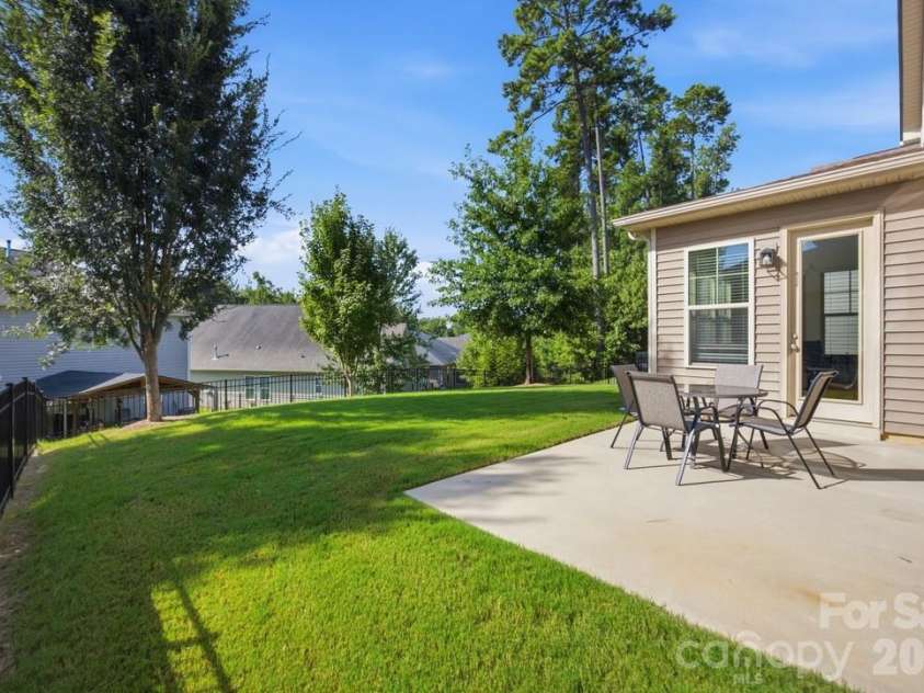 824 Ardent Trail, Belmont, NC 28012.  MLS# CAR4374437, YatesRealty ID 46652. 