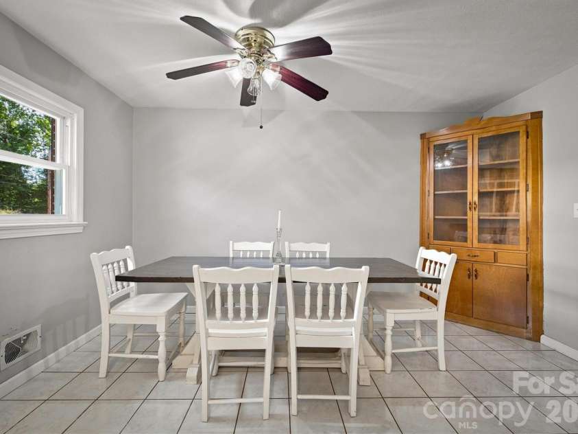 103 Park Street, Morganton, NC 28655.  MLS# CAR4410656, YatesRealty ID 46653. 