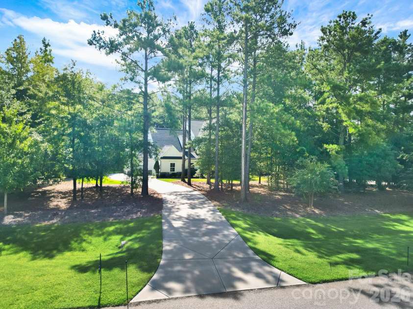 6083 Chimney Bluff Road, Lancaster, SC 29720.  MLS# CAR4417615, YatesRealty ID 46654. 