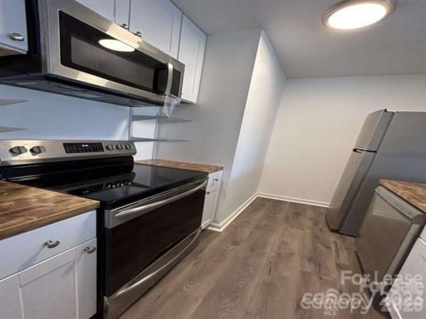 1920 Pegram Street, Charlotte, NC 28205.  MLS# CAR4418021, YatesRealty ID 46658. 