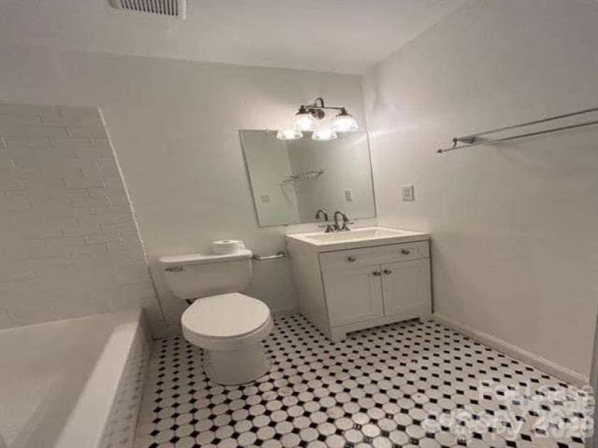 1920 Pegram Street, Charlotte, NC 28205.  MLS# CAR4418021, YatesRealty ID 46658. 