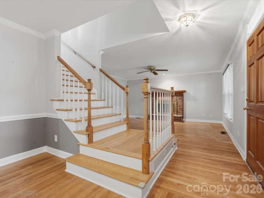401 Brenwyck Court, Matthews, NC 28105.  MLS# CAR4409001, YatesRealty ID 46659. 