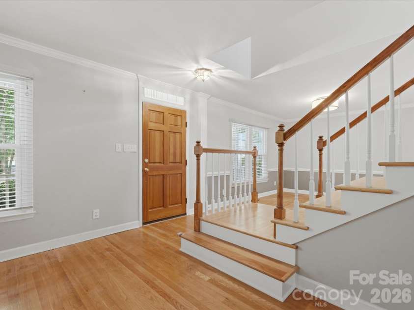 401 Brenwyck Court, Matthews, NC 28105.  MLS# CAR4409001, YatesRealty ID 46659. 