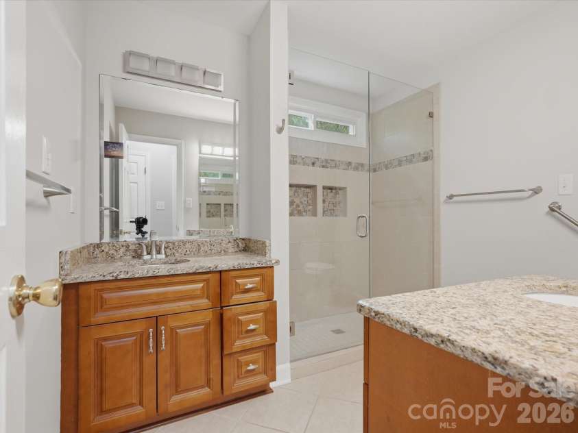 401 Brenwyck Court, Matthews, NC 28105.  MLS# CAR4409001, YatesRealty ID 46659. 