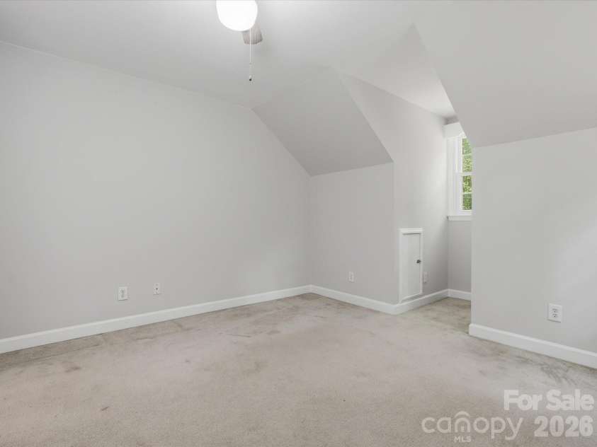 401 Brenwyck Court, Matthews, NC 28105.  MLS# CAR4409001, YatesRealty ID 46659. 