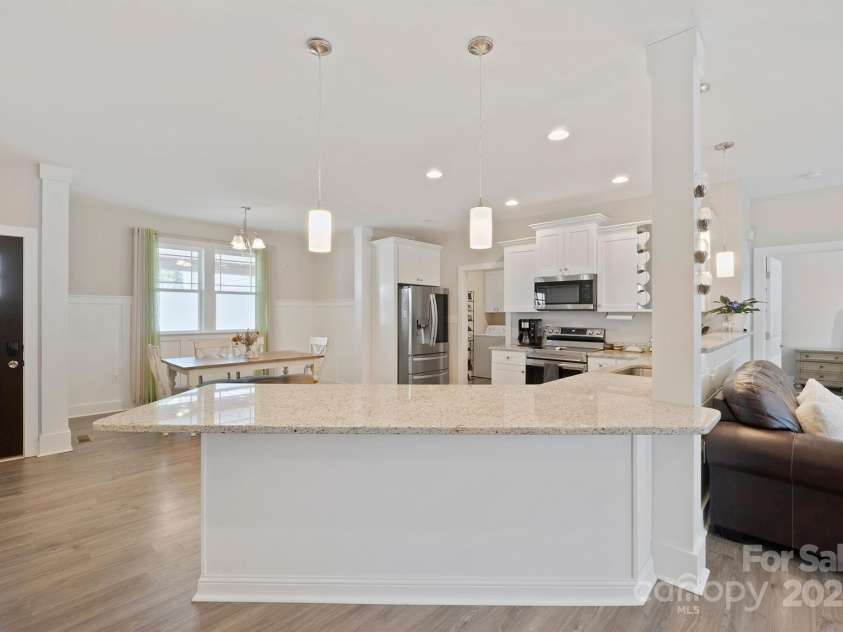 1544 Farmington Hills Drive, Conover, NC 28613.  MLS# CAR4213585, YatesRealty ID 4666. 