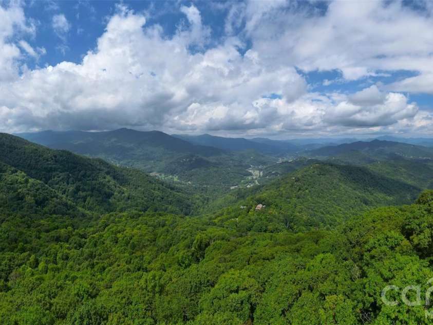 301 Awohali Trail, Maggie Valley, NC 28751.  MLS# CAR4359048, YatesRealty ID 4666. 