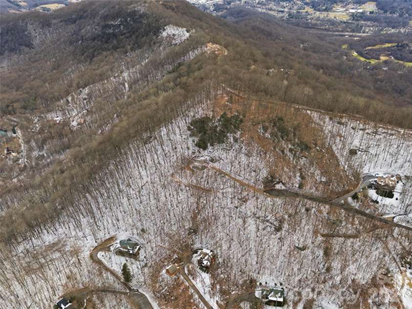 301 Awohali Trail, Maggie Valley, NC 28751.  MLS# CAR4359048, YatesRealty ID 4666. 