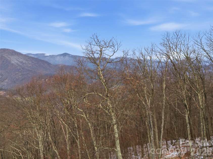 301 Awohali Trail, Maggie Valley, NC 28751.  MLS# CAR4359048, YatesRealty ID 4666. 