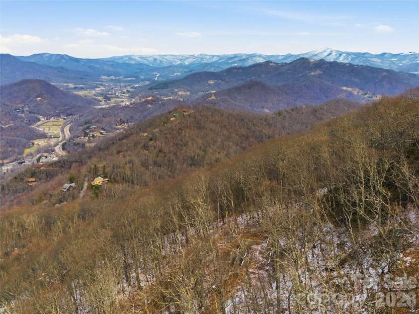 301 Awohali Trail, Maggie Valley, NC 28751.  MLS# CAR4359048, YatesRealty ID 4666. 