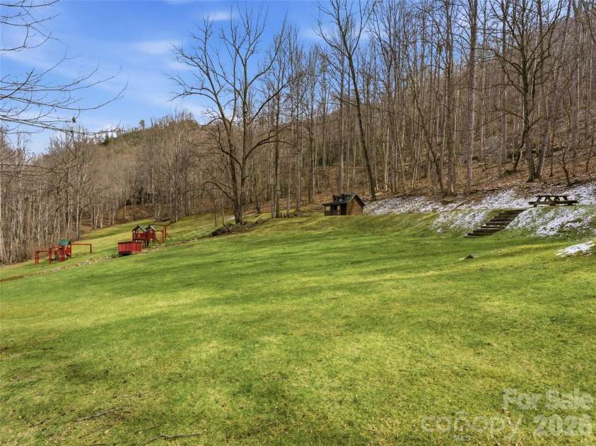 301 Awohali Trail, Maggie Valley, NC 28751.  MLS# CAR4359048, YatesRealty ID 4666. 