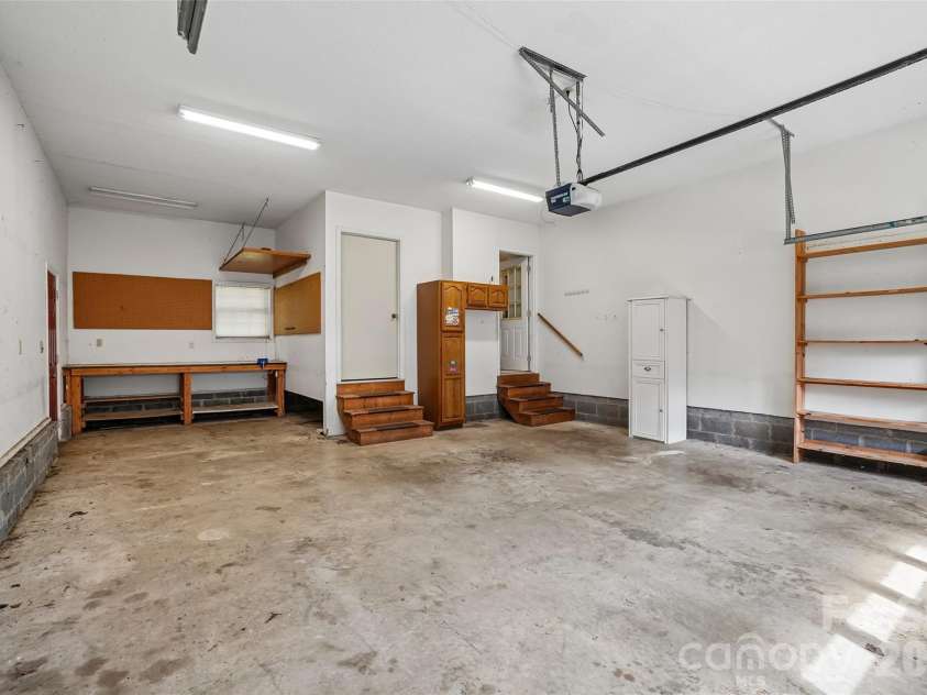 506 Fox Hollow Lane, Mills River, NC 28759.  MLS# CAR4418026, YatesRealty ID 46661. 