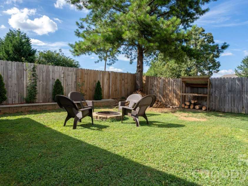 301 Lameshur Lane, Monroe, NC 28110.  MLS# CAR4404229, YatesRealty ID 46662. 