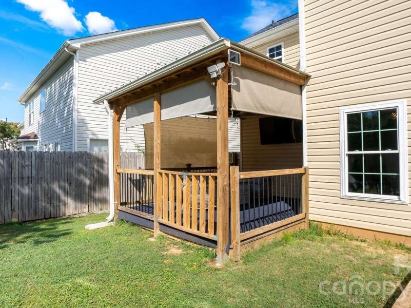 301 Lameshur Lane, Monroe, NC 28110.  MLS# CAR4404229, YatesRealty ID 46662. 