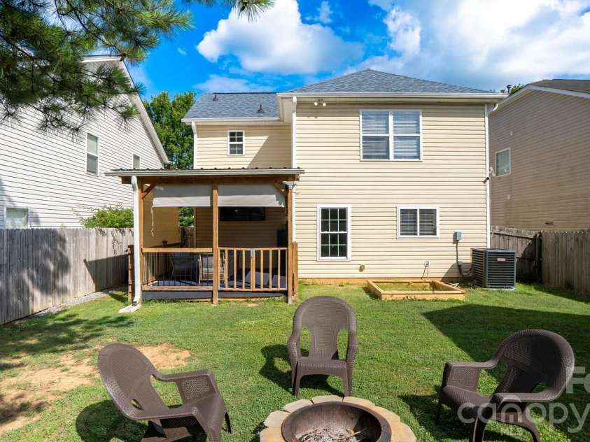 301 Lameshur Lane, Monroe, NC 28110.  MLS# CAR4404229, YatesRealty ID 46662. 