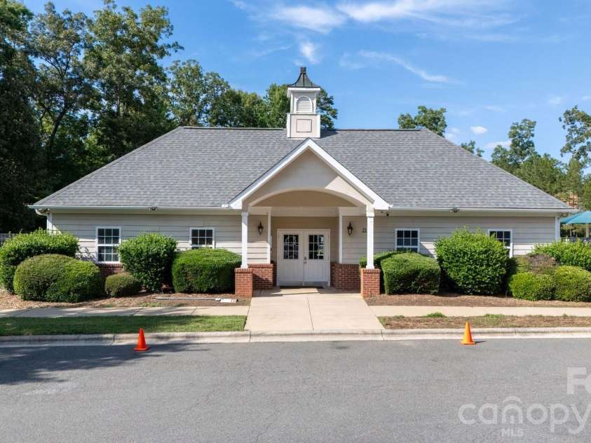 301 Lameshur Lane, Monroe, NC 28110.  MLS# CAR4404229, YatesRealty ID 46662. 