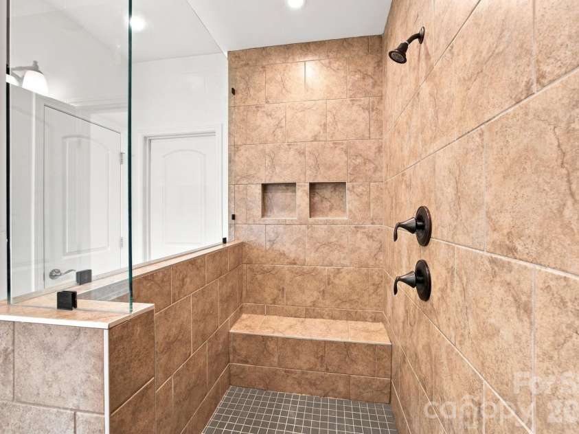 219 Canada Drive, Statesville, NC 28677.  MLS# CAR4396116, YatesRealty ID 46663. 