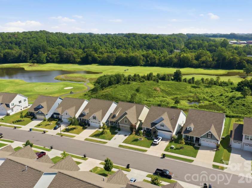 219 Canada Drive, Statesville, NC 28677.  MLS# CAR4396116, YatesRealty ID 46663. 