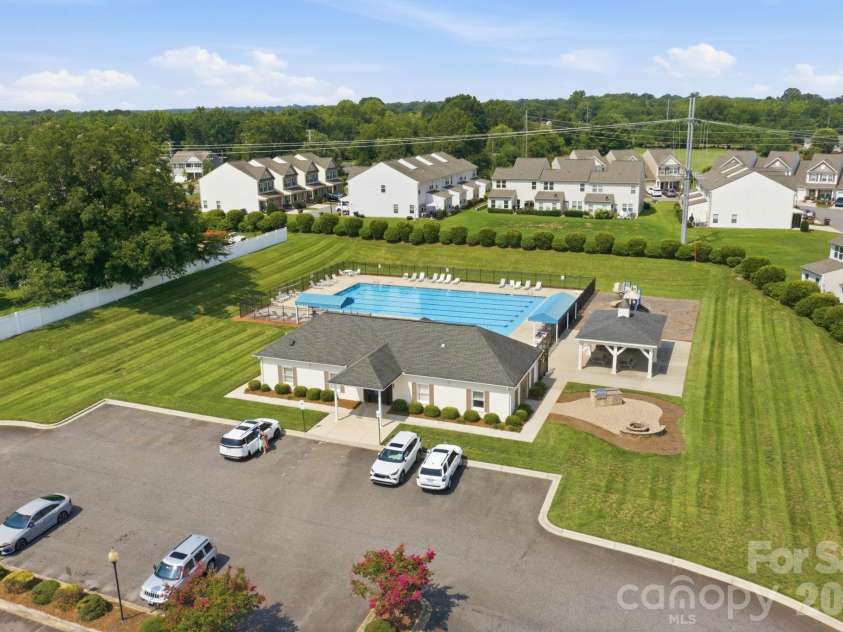 219 Canada Drive, Statesville, NC 28677.  MLS# CAR4396116, YatesRealty ID 46663. 