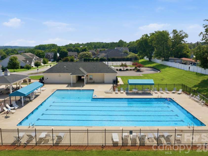 219 Canada Drive, Statesville, NC 28677.  MLS# CAR4396116, YatesRealty ID 46663. 