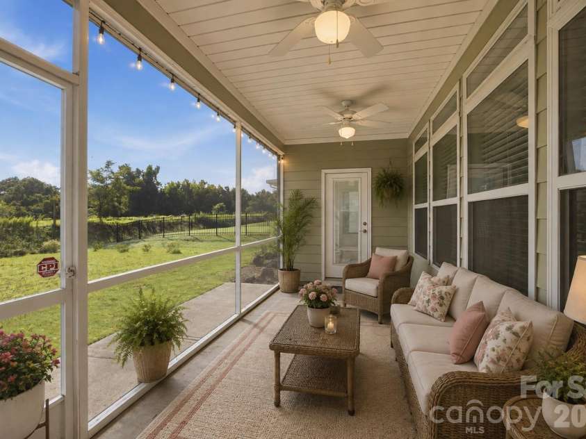219 Canada Drive, Statesville, NC 28677.  MLS# CAR4396116, YatesRealty ID 46663. Virtually Staged
