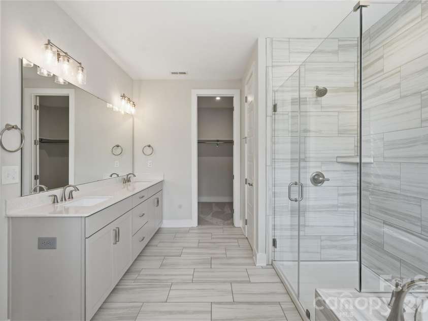 15610 Sanderson Hill Road, Huntersville, NC 28078.  MLS# CAR4409922, YatesRealty ID 46665. 