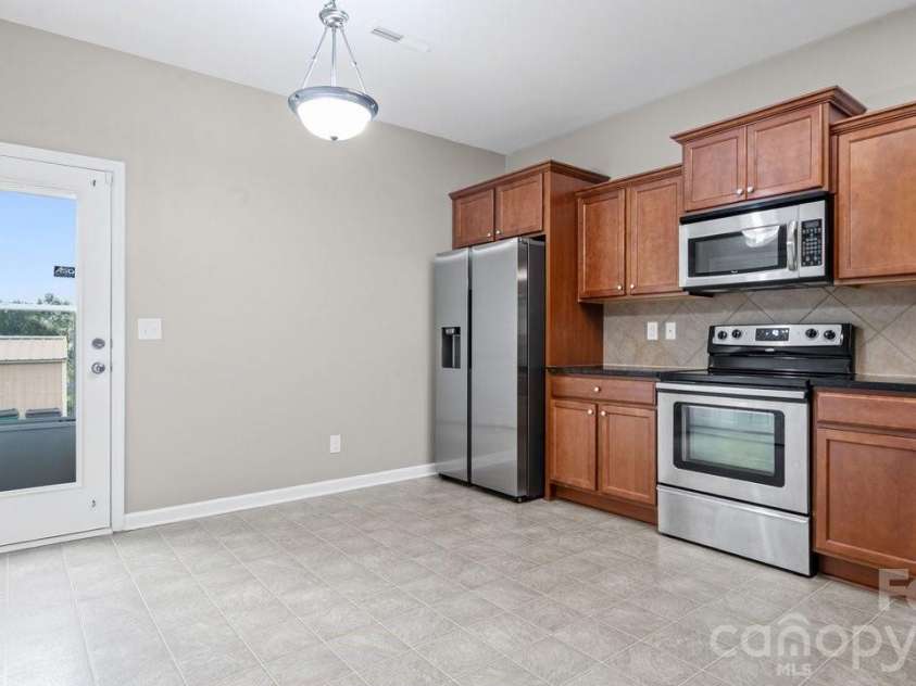 5310 Elessar Place, Charlotte, NC 28212.  MLS# CAR4417527, YatesRealty ID 46669. Kitchen