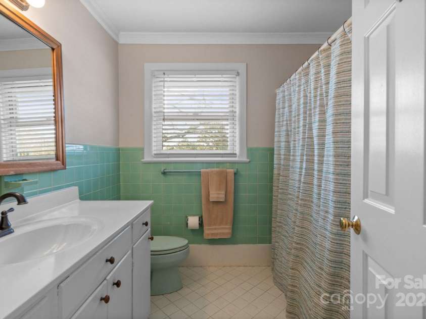 13031 Westmoreland Farm Road, Davidson, NC 28036.  MLS# CAR4217442, YatesRealty ID 4667. 