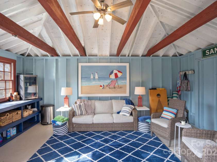 13031 Westmoreland Farm Road, Davidson, NC 28036.  MLS# CAR4217442, YatesRealty ID 4667. Pool house