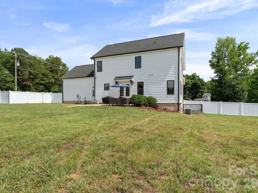 4791 Cooper Road, Clemmons, NC 27012.  MLS# CAR4406976, YatesRealty ID 46677. 