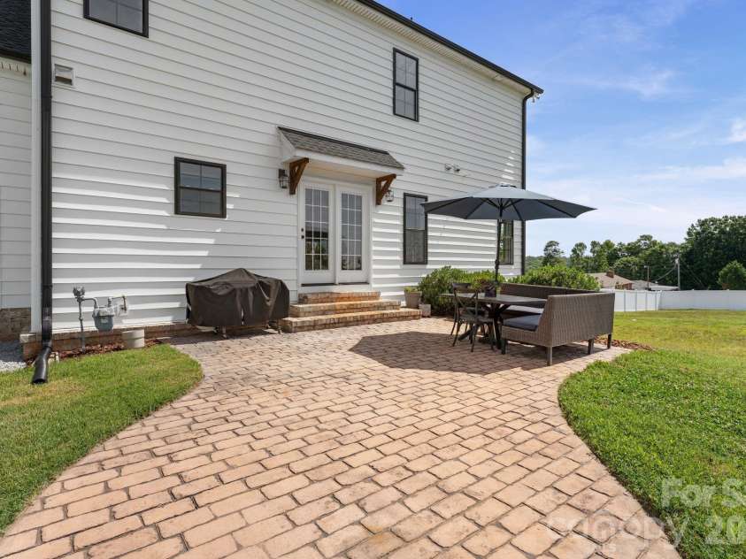 4791 Cooper Road, Clemmons, NC 27012.  MLS# CAR4406976, YatesRealty ID 46677. 