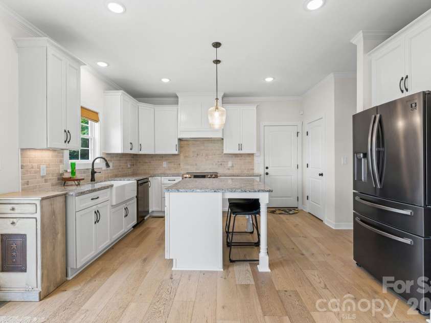 4791 Cooper Road, Clemmons, NC 27012.  MLS# CAR4406976, YatesRealty ID 46677. 