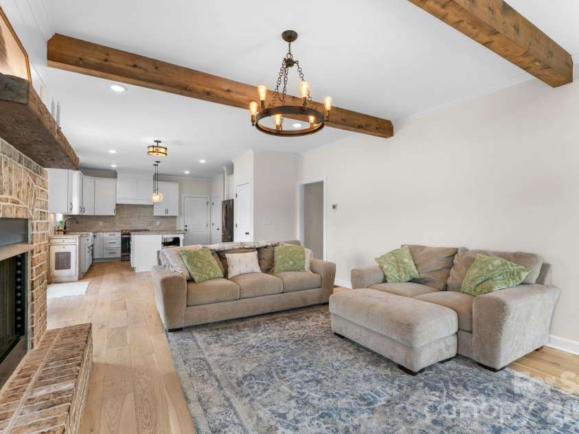4791 Cooper Road, Clemmons, NC 27012.  MLS# CAR4406976, YatesRealty ID 46677. 