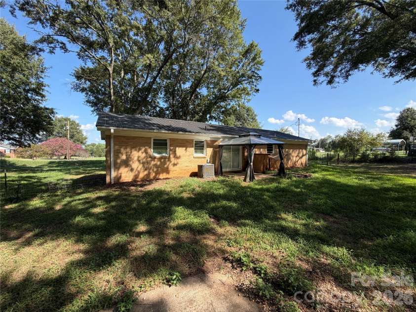3117 Yates Road, Shelby, NC 28150.  MLS# CAR4418039, YatesRealty ID 46679. 