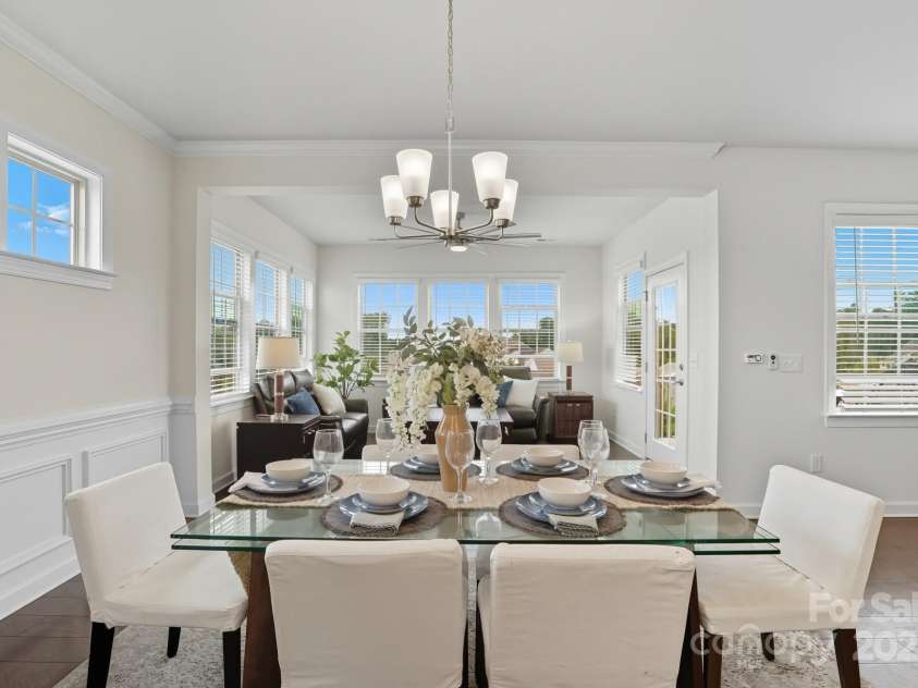 16617 Cozy Cove Road, Charlotte, NC 28278.  MLS# CAR4304689, YatesRealty ID 4668. D