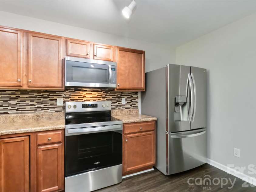 2557 Mulberry Pond Drive, Charlotte, NC 28208.  MLS# CAR4294608, YatesRealty ID 4668. 