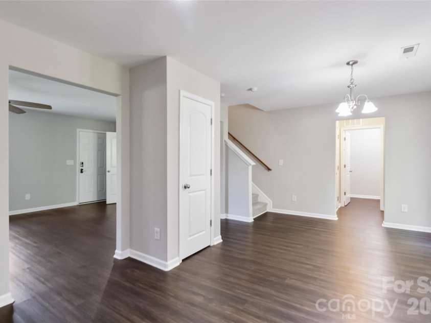 2557 Mulberry Pond Drive, Charlotte, NC 28208.  MLS# CAR4294608, YatesRealty ID 4668. 