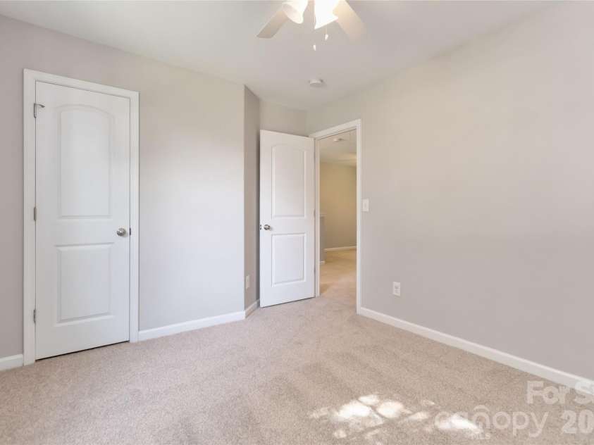 2557 Mulberry Pond Drive, Charlotte, NC 28208.  MLS# CAR4294608, YatesRealty ID 4668. 