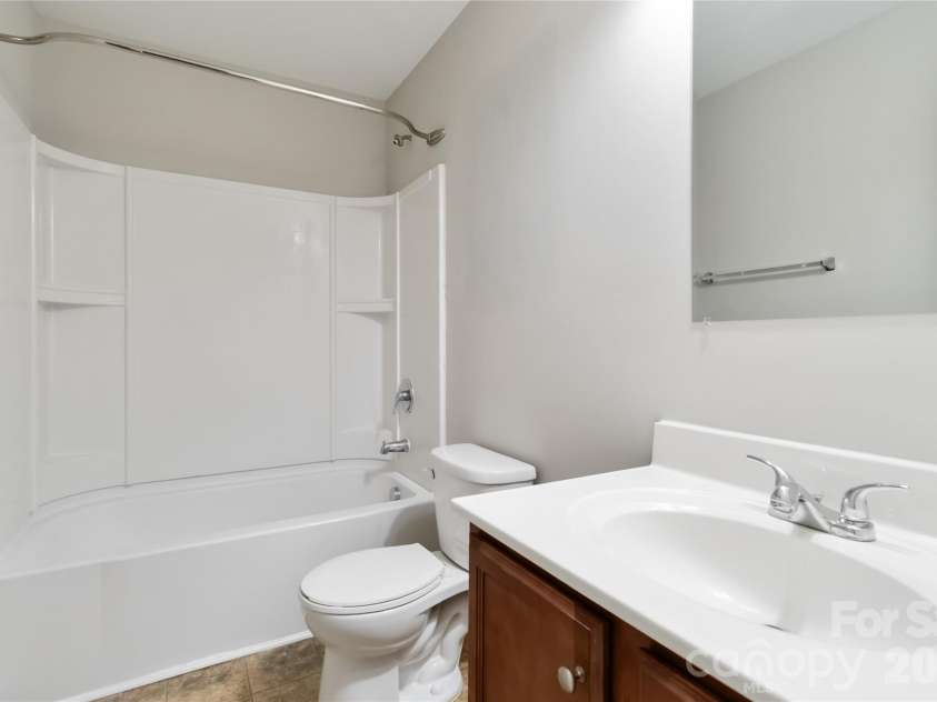 2557 Mulberry Pond Drive, Charlotte, NC 28208.  MLS# CAR4294608, YatesRealty ID 4668. 