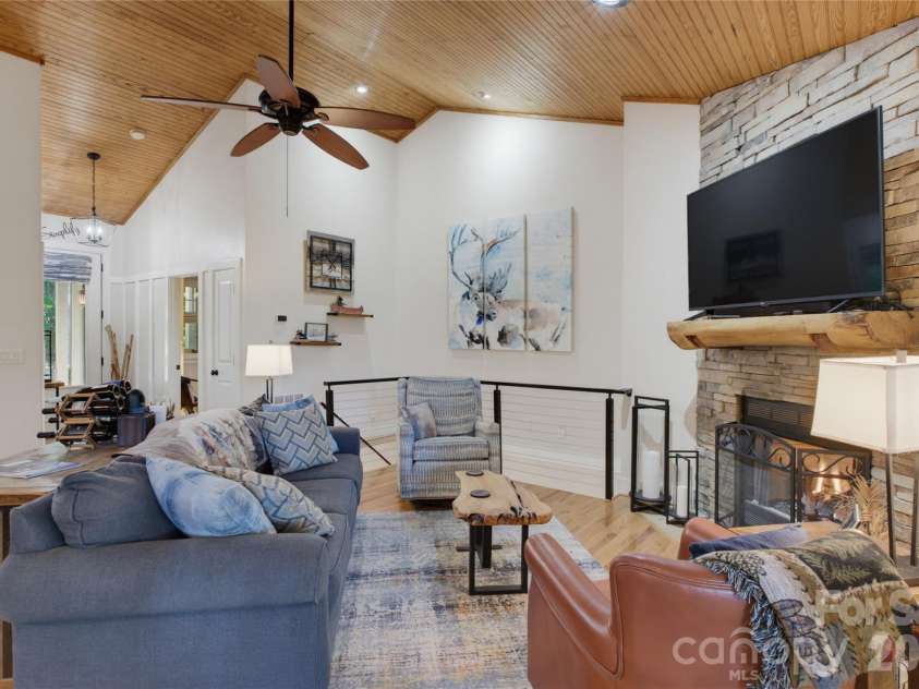 325 Hedgewood Drive, Tuckasegee, NC 28783.  MLS# CAR4399798, YatesRealty ID 46681. 