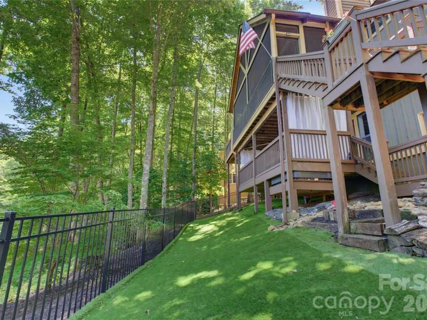 325 Hedgewood Drive, Tuckasegee, NC 28783.  MLS# CAR4399798, YatesRealty ID 46681. 