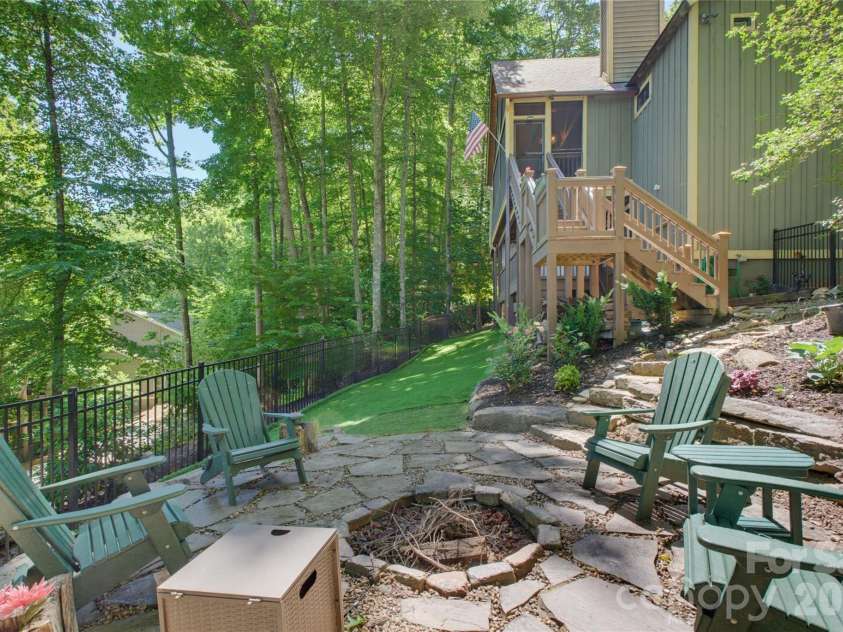325 Hedgewood Drive, Tuckasegee, NC 28783.  MLS# CAR4399798, YatesRealty ID 46681. 