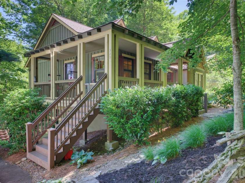 325 Hedgewood Drive, Tuckasegee, NC 28783.  MLS# CAR4399798, YatesRealty ID 46681. 