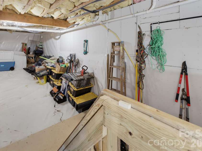 325 Hedgewood Drive, Tuckasegee, NC 28783.  MLS# CAR4399798, YatesRealty ID 46681. 