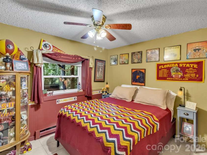 20 Seminole Drive, Maggie Valley, NC 28751.  MLS# CAR4413858, YatesRealty ID 46684. 
