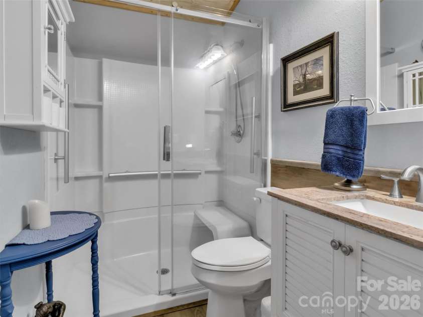 20 Seminole Drive, Maggie Valley, NC 28751.  MLS# CAR4413858, YatesRealty ID 46684. 