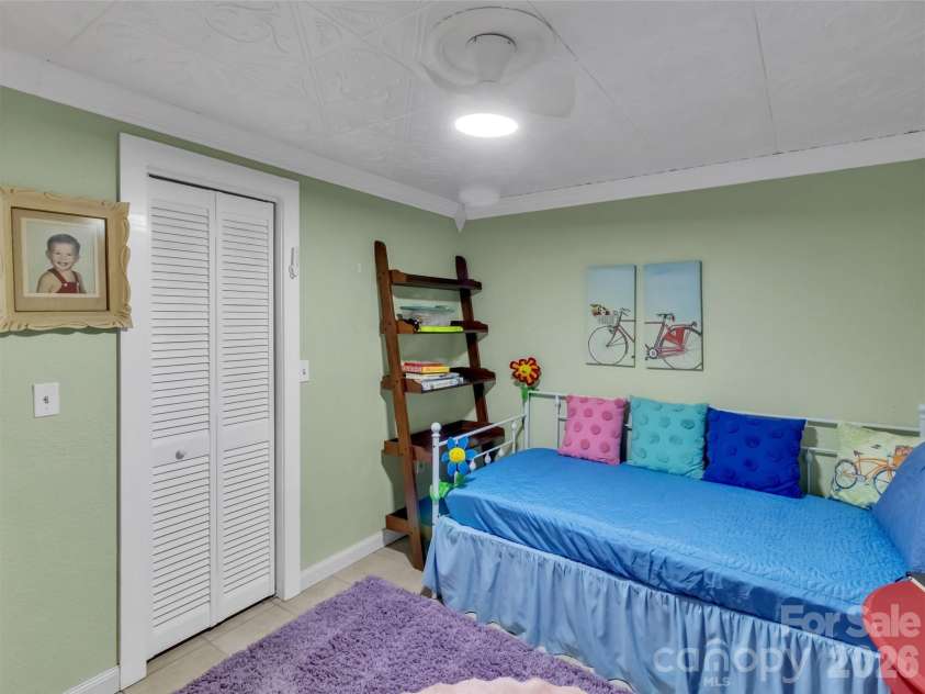 20 Seminole Drive, Maggie Valley, NC 28751.  MLS# CAR4413858, YatesRealty ID 46684. 