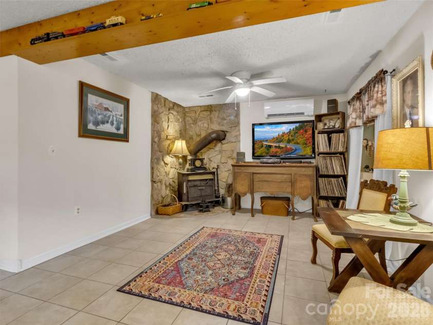20 Seminole Drive, Maggie Valley, NC 28751.  MLS# CAR4413858, YatesRealty ID 46684. 